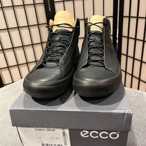 Women's Ecco Kinhin Mid high top Sneaker size EU 41/US 10-10.5 NIB
